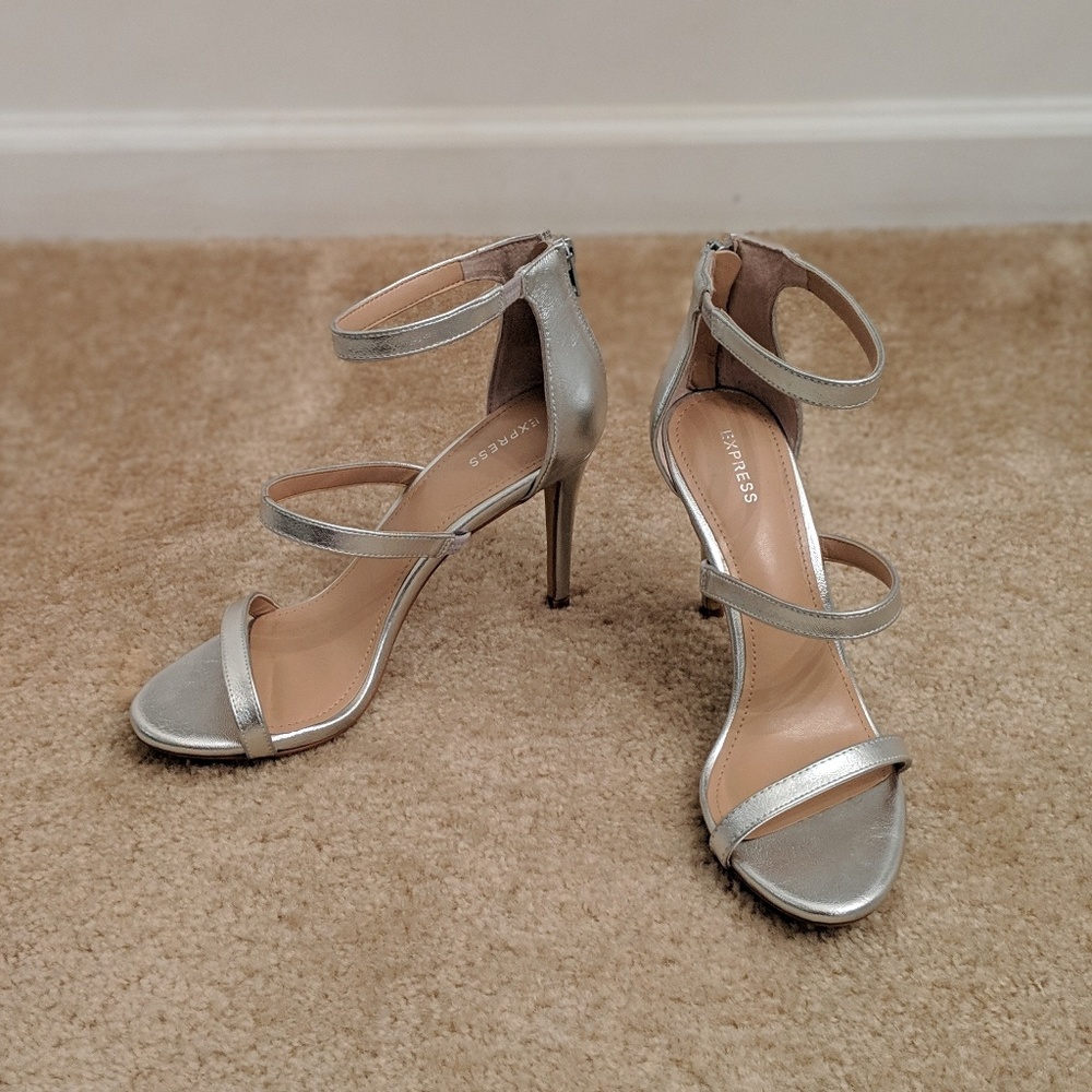 Express Sandals
